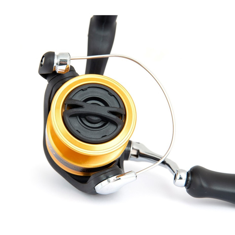 Kołowrotek Shimano FX FC 2000 Kołowrotek Shimano FX FC 2000
