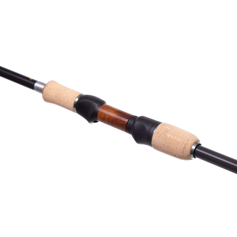 Wędka Mikado Progressive 35 240cm / 6-35g Wędka Mikado Progressive 35 240cm / 6-35g