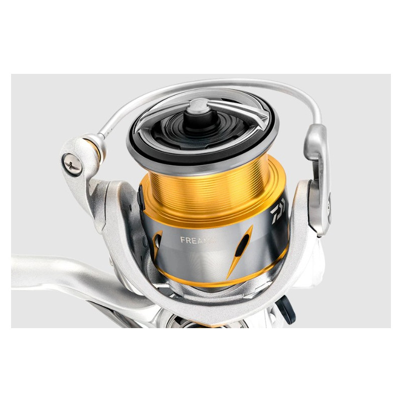 Kołowrotek Daiwa 21 Freams LT 3000 Kołowrotek Daiwa 21 Freams LT 3000