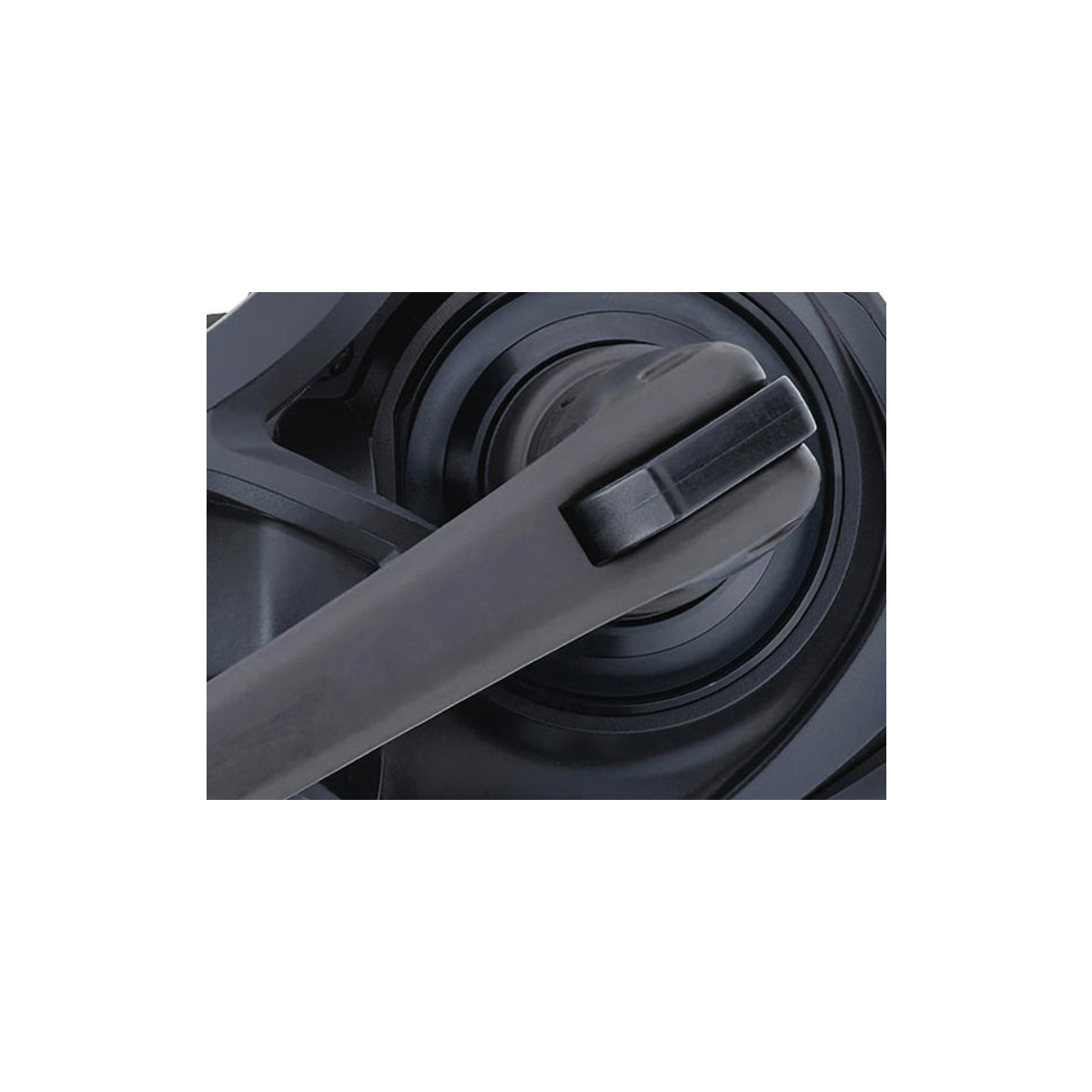 kolowrotek-21-emblem-45-scw-qd-sd-daiwa