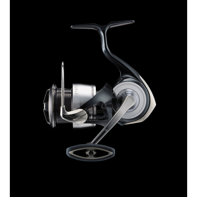 Kołowrotek Daiwa 24 Certate(G) LT 3000D-C Kołowrotek Daiwa 24 Certate(G) LT 3000D-C