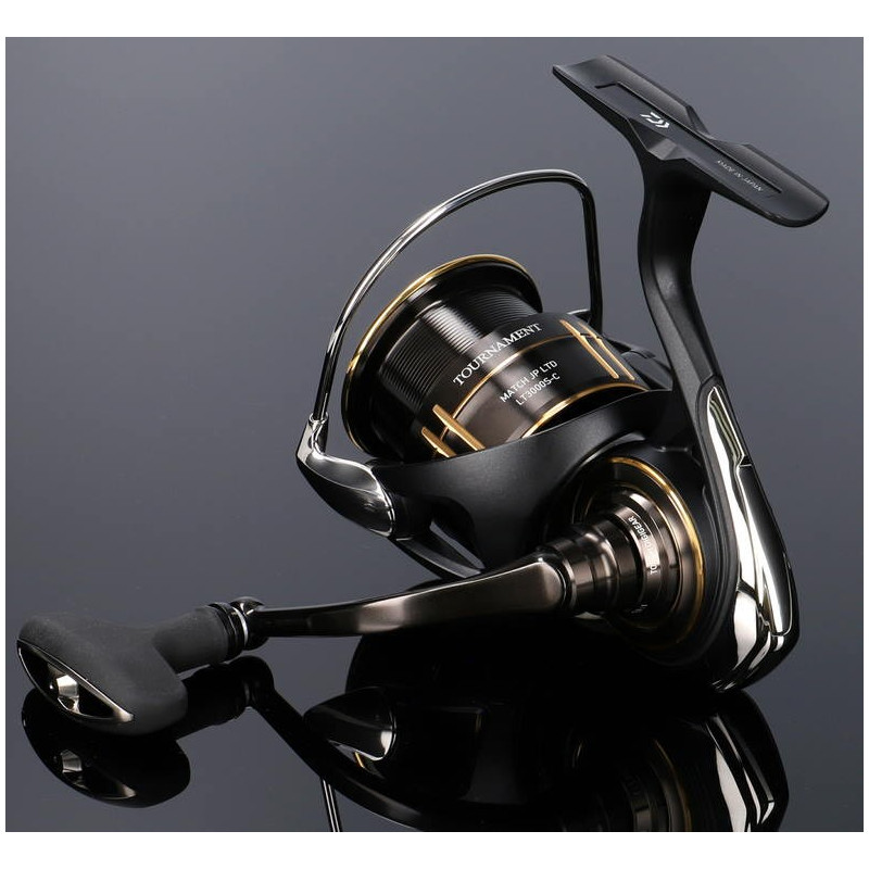Kołowrotek Daiwa Tournament Match & Feeder 4000 Kołowrotek Daiwa Tournament Match & Feeder 4000