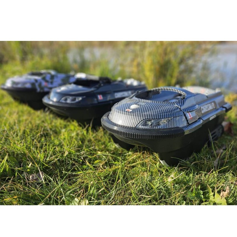 Łódka zanętowa Boatman Vulcan Pro Carbon Gps + Echosonda Sn4 Łódka zanętowa Boatman Vulcan Pro Carbon Gps + Echosonda Sn4