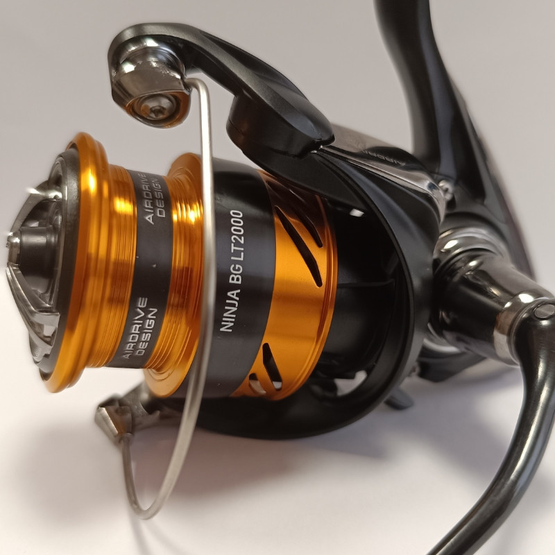 Kołowrotek Daiwa 24 Ninja BG LT 2000 Kołowrotek Daiwa 24 Ninja BG LT 2000