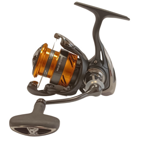 Kołowrotek Daiwa 24 Ninja BG LT 2500 Kołowrotek Daiwa 24 Ninja BG LT 2500