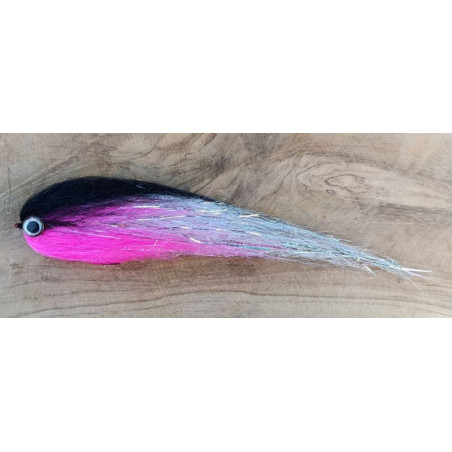 Muchy szczupakowe Predator Files 20cm - PF16 Muchy szczupakowe Predator Files 20cm - PF16