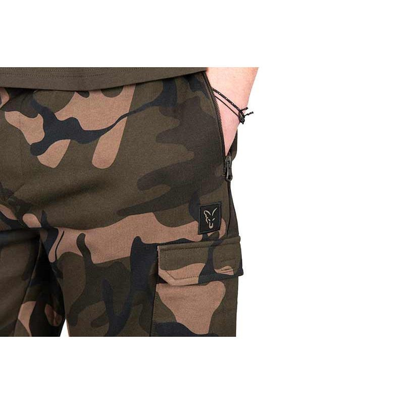 Spodenki Fox LW Camo Jogger Shorts roz.XL Spodenki Fox LW Camo Jogger Shorts roz.XL