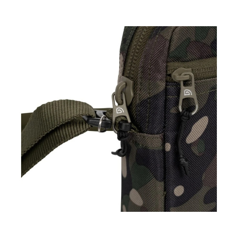 Saszetka Trakker NXC Camo Essentials Bag 21x15x6cm Saszetka Trakker NXC Camo Essentials Bag 21x15x6cm