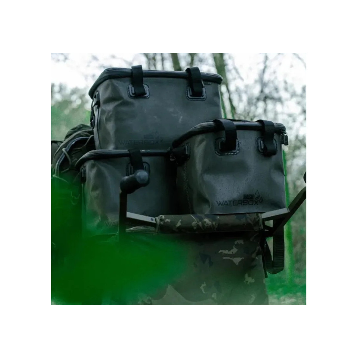 Torba Nash Subterfuge Waterbox Carryall Large 47L 27x58x30cm Torba Nash Subterfuge Waterbox Carryall Large 47L 27x58x30cm