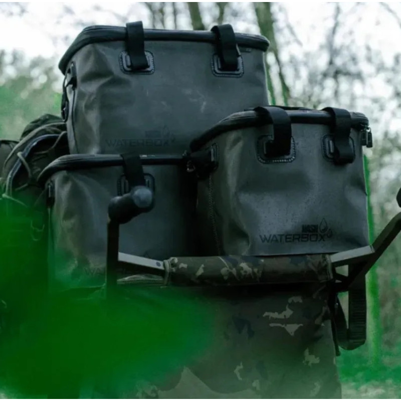 Torba Nash Subterfuge Waterbox Carryall Large 47L 27x58x30cm Torba Nash Subterfuge Waterbox Carryall Large 47L 27x58x30cm