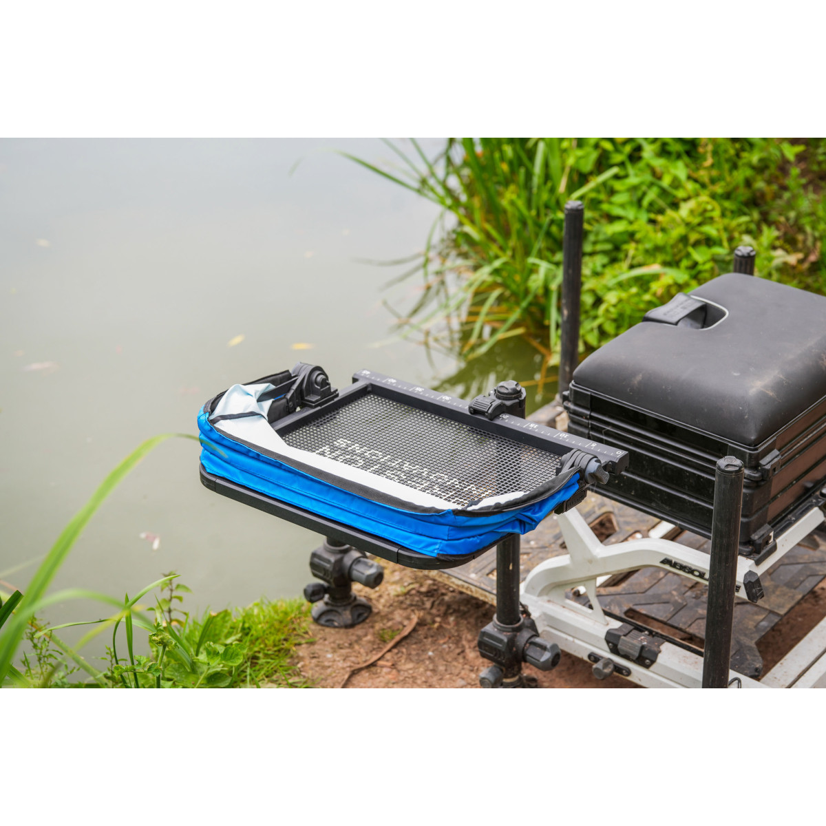 Tacka Preston Ventalite Hoodie Side Tray - Small Tacka Preston Ventalite Hoodie Side Tray - Small