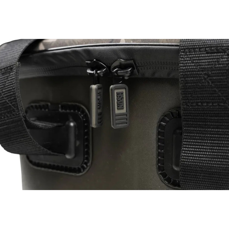 Torba Nash Subterfuge Waterbox Carryall Medium 36L 27x30x30cm Torba Nash Subterfuge Waterbox Carryall Medium 36L 27x30x30cm