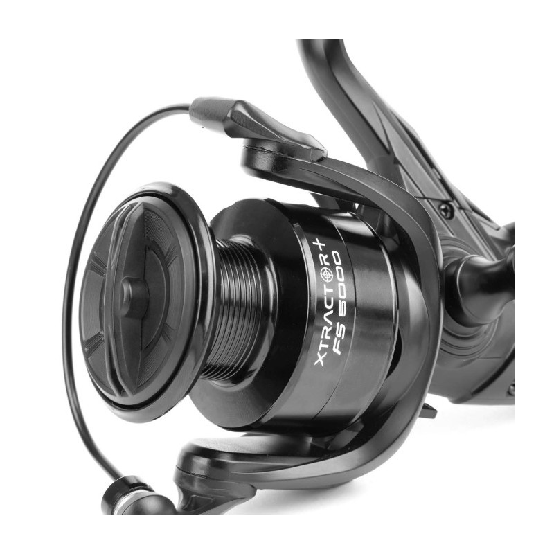 Kołowrotek Sonik XTRACTOR+ FS 5000 Kołowrotek Sonik XTRACTOR+ FS 5000