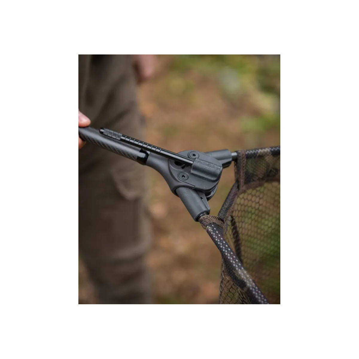 Podbierak Fox Lever-Lok Landing Net 6ft/42" Podbierak Fox Lever-Lok Landing Net 6ft/42"
